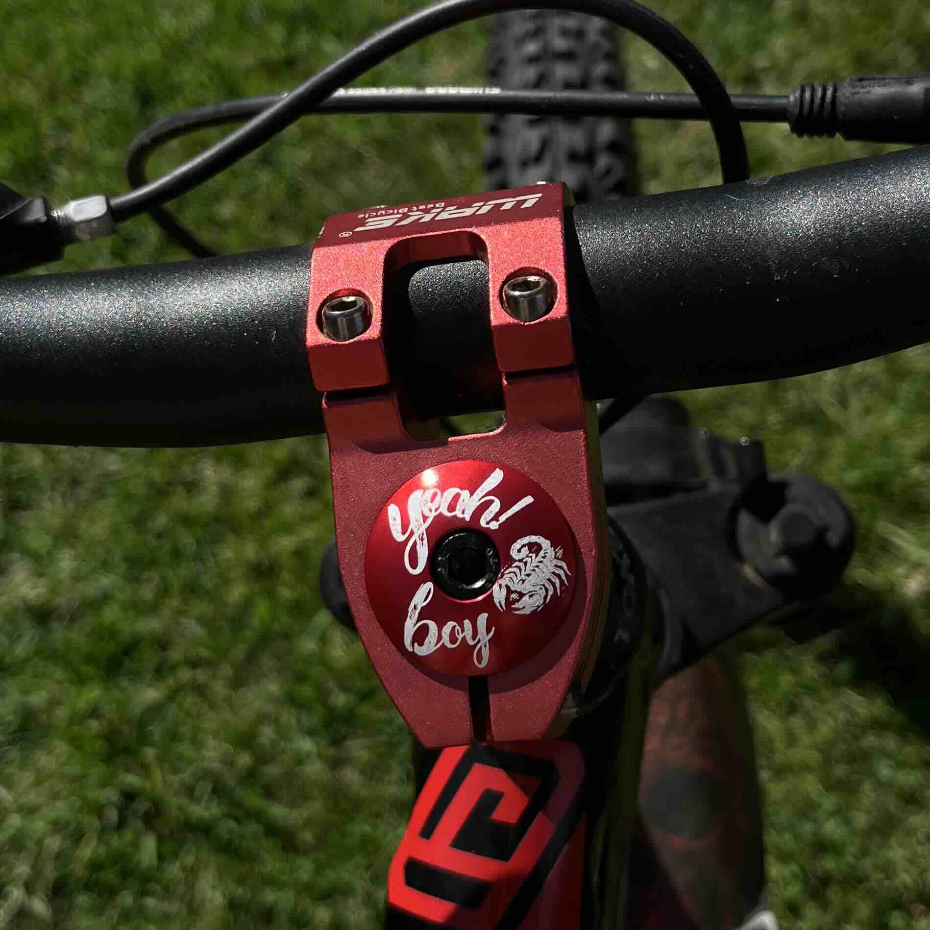 Yeah Boy red Headset Stem Cap : Top Cap